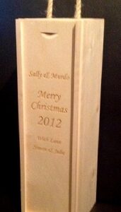 Sliding front wooden wine box